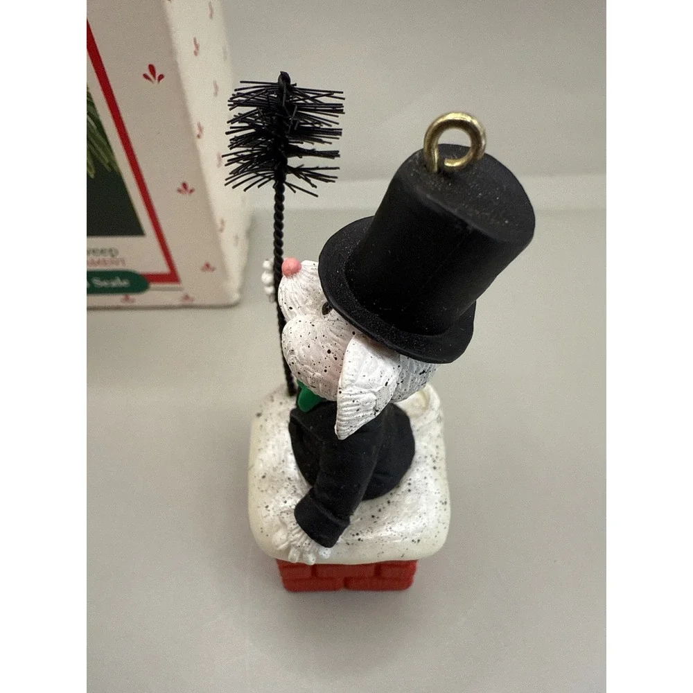 Hallmark Wee Chimney Sweep Artists' Favorites Sculpted and Signed by‎ Ed Seal
